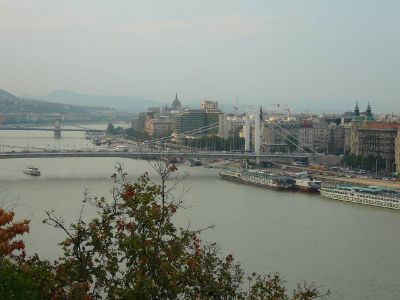 BUDAPEST, Ungarns Hauptstadt  mit Blick auf die Donau (H)